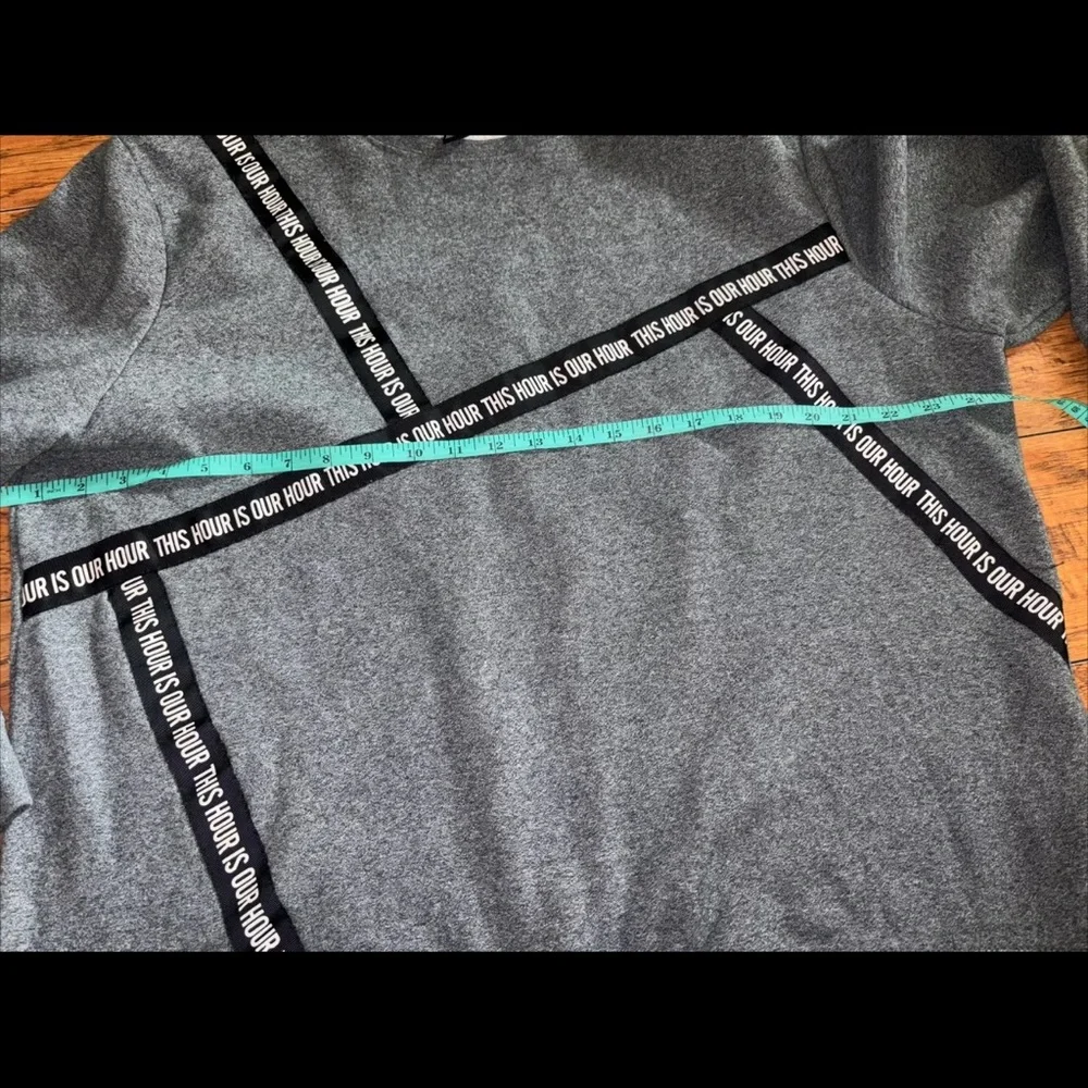 Men’s H&M This Hour Is Our Hour Grey Sweatshirt Size XL